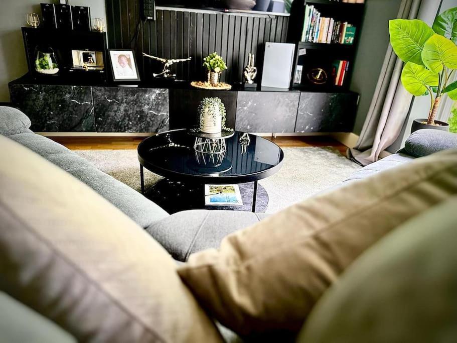 Stunning Luxury Croydon Apartment Gatwick Airport Close Purley Exteriér fotografie