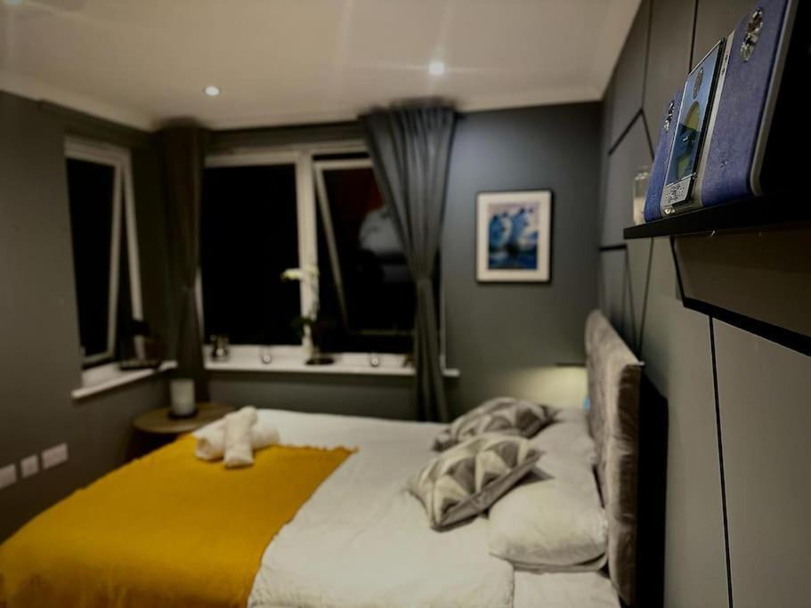Stunning Luxury Croydon Apartment Gatwick Airport Close Purley Exteriér fotografie